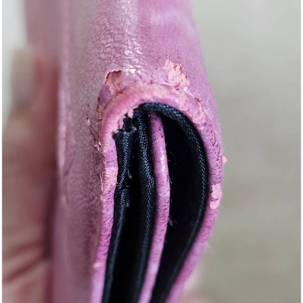 #101 Kenneth Cole Reaction envelope wallet, pink - Picture 8 of 9